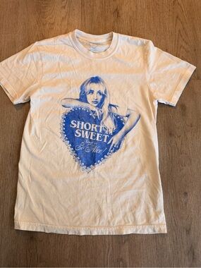 White Sabrina Carpenter Graphic Tee with Blue Heart Portrait
